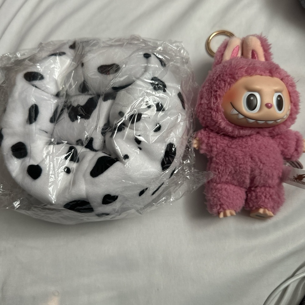 COW PRINT LABUBU BEANBAG CHAIR!